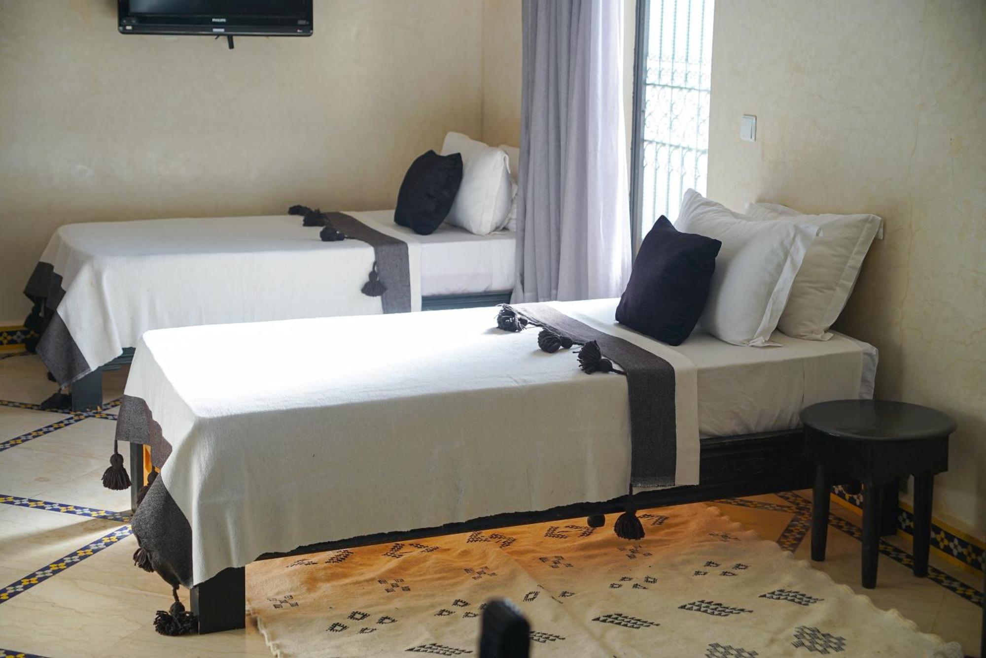 Villa Atika Maison D'Hotes & Spa Ouled Bouzid ภายนอก รูปภาพ