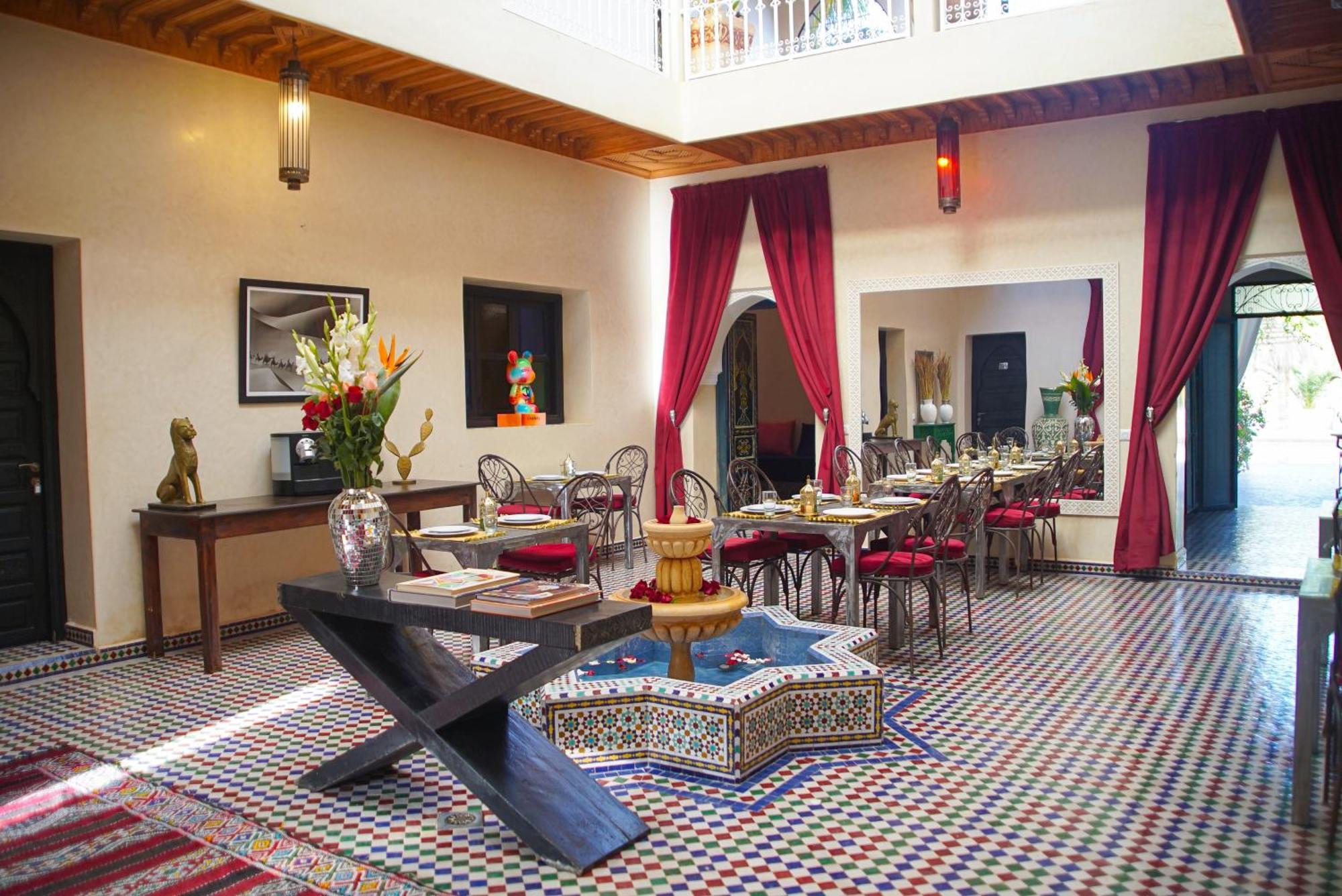 Villa Atika Maison D'Hotes & Spa Ouled Bouzid ภายนอก รูปภาพ
