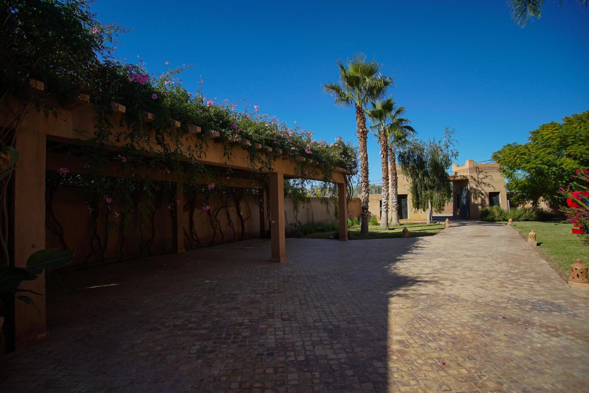 Villa Atika Maison D'Hotes & Spa Ouled Bouzid ภายนอก รูปภาพ