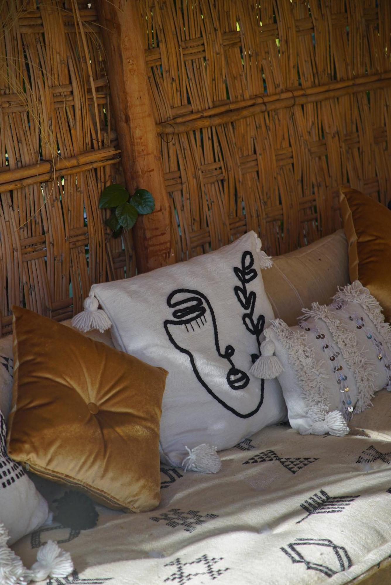 Villa Atika Maison D'Hotes & Spa Ouled Bouzid ภายนอก รูปภาพ